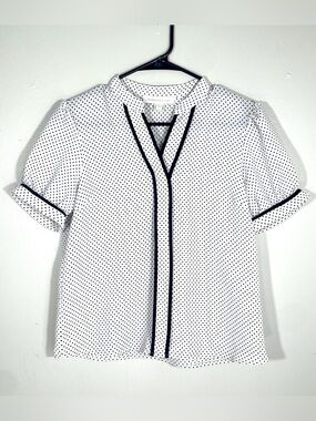 Monteau Los Angeles Polka Dot Puff Sleeve Blouse White Black Office Chic Top